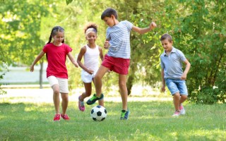 [Crianças e condomínios]